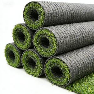 Rotoli di Erba Sintetica Ignifuga a Quattro Colori di Alta Qualità, Altezza del Pelo 30mm/10mm, per Giardini e Prati Artificiali Esterni - Product Image 1