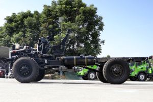 Camion châssis tout-terrain diesel 4x4, empattement 3300 mm – Polyvalent pour diverses conversions - Product Image 6