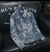 Veste en jean délavé et vieilli à imprimé intégral Louis Pixel Damier pour homme, style streetwear, avec revers et poches, manteau extérieur en jean