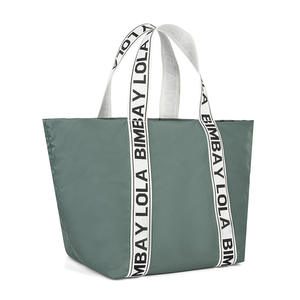 Bolso Tote de Gran Capacidad para Mujer de la Marca de Moda Española Bimba, Bolsa de Compras de Nylon con Cierre de Cremallera de Calidad Superior - Product Image 5