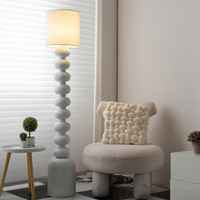 Lampu Lantai LED Resin Putih Ultra Modern untuk Kamar Tidur & Ruang Tamu Desain Kontemporer Lampu Dekoratif Sofa & Kamar Tidur yang Bergaya