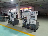 Máquina de fabricación de cajas de teléfono celular de goma de silicona, equipo de producción de prensa de vulcanización de placa para planta de fabricación