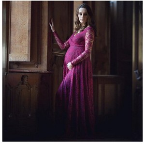 Europe et Amérique Femmes enceintes Sexy Front Deep V-neck Long Sleeve Lace Dress Casual Sexy Evening Dress - Product Image 2