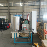 Mesin Pembuat Es Serpih Robin 10 Ton Per Hari SS304 Food Grade Pendingin Udara Kontrol PLC Kompresor untuk Daging dan Makanan Laut