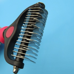 Piccolo ABS PET Toelettatura in plastica pettine in acciaio inox Deshedding spazzola per cani gatti rilassante massaggio di rimozione dei peli scatola imballato - Product Image 6