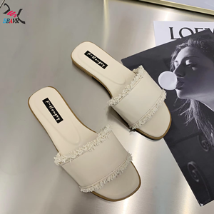 Sandalias de Mujer con Hebilla Metálica y Forro de Piel, Diseño Plano, Ligeras, Estilo Deslizante, Tendencia de Moda Verano 2021 - Product Image 3