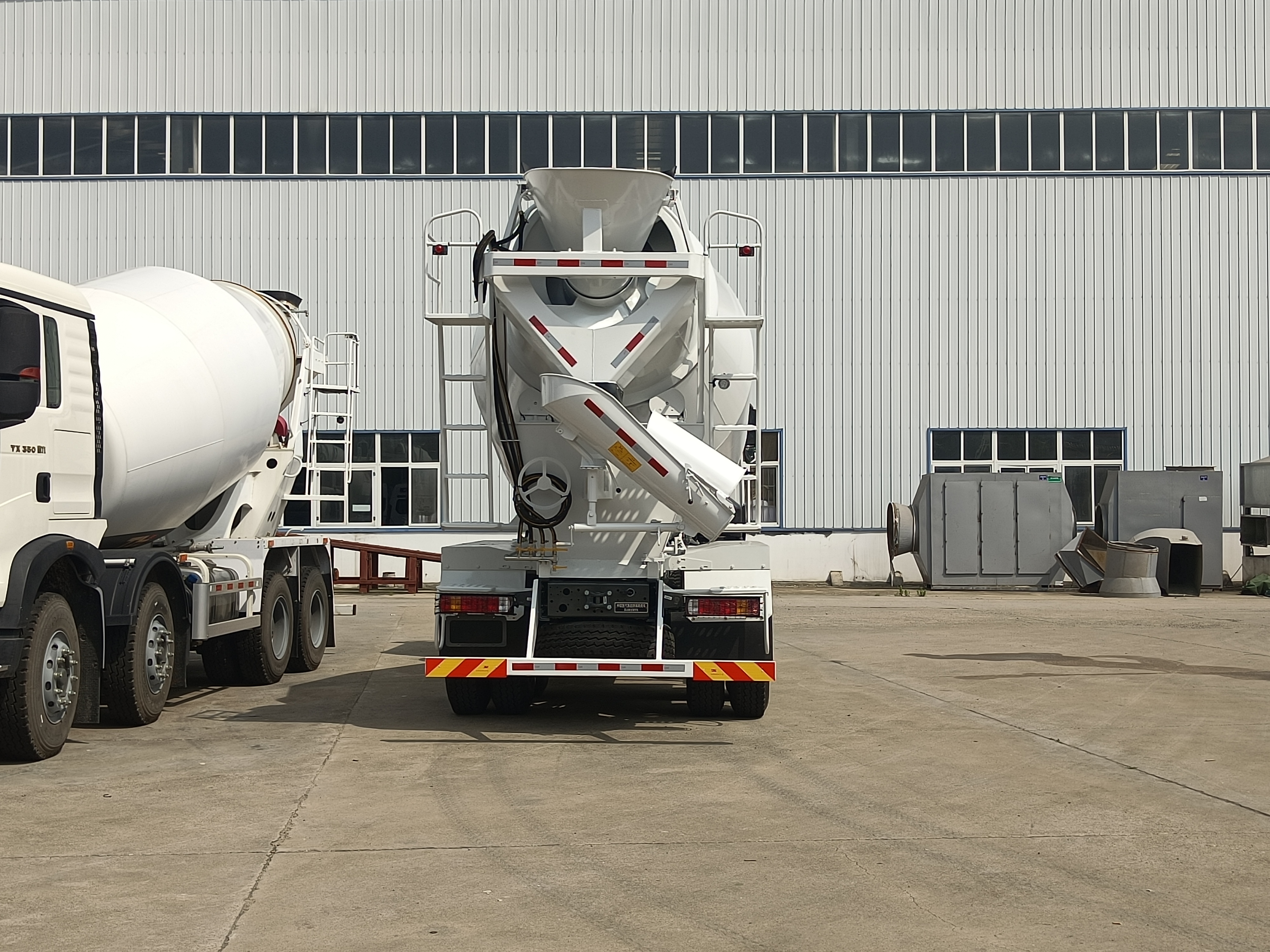 8 yard concrete mixer