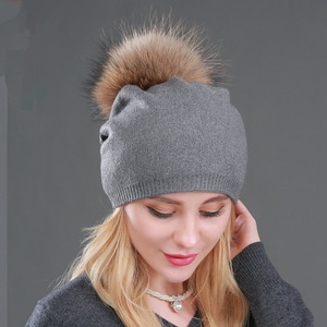 Autumn and Winter <strong>Women</strong> '<strong>s</strong> Knitted Woolen <strong>Hat</strong> Fur Ball Warm Woolen <strong>Hat</strong> Fashionable <strong>Women</strong>' <strong>s</strong> Pullover <strong>Hat</strong> - Product Image 3