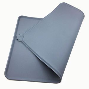 Pet Friendly <b>Silicone</b> <b>Mat</b> for Clean and Convenient Feeding Ideal for Indoor and Outdoor Settings - Product Image 6