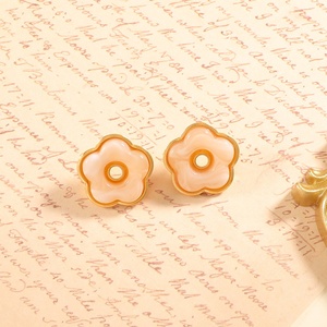Jingciren Boutique - Exquisitos aretes de flor para mujer, accesorios de moda de lujo ligero de alta gama - Product Image 3
