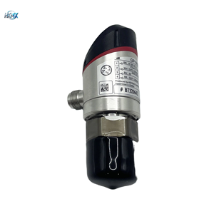 KEYENCE GP-M001 เซ็นเซอร์วัดแรงดันขนาดเล็ก รุ่น Rc1/8 พอร์ต ความแม่นยำ 0.02% สำหรับระบบลม น้ำ น้ำมัน ไฮดรอลิก และนิวเมติก - Product Image 1