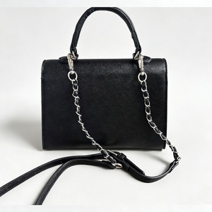 Sac seau noir pour femme, nouvelle collection 2026, haut de gamme, très populaire, à fermeture à rabat, à porter à la main - Product Image 3