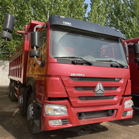 Camion benne Howo d'occasion à faible kilométrage, moteur diesel 6x4, véhicule benne robuste pour le marché africain
