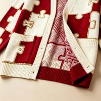 Suéter Cárdigan Jacquard con Bolsillos y Cuello en V con Patrón de Parches Rojos y Blancos para Mujer, OEM ODM