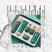 Coffret de Soins de Luxe au Fenouil Marin : Sérum Acide Hyaluronique et Vitamine C, Nettoyant Visage, Lotion Tonifiante, Solution Anti-Cernes pour les Soins de la Peau