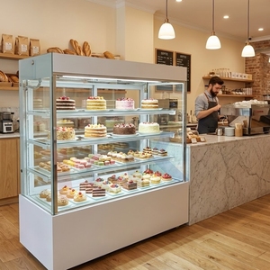 Étagère de présentation de pain pour boulangerie personnalisée, façade en verre plat, équipement réfrigéré sans buée, <span class=keywords><strong>vitrine</strong></span> réfrigérée pour gâteaux - Product Image 1