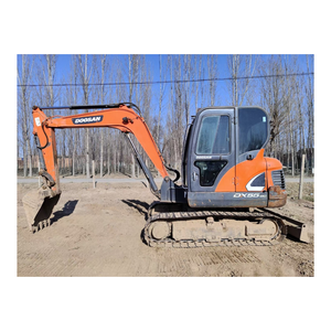 Mini-excavatrice sur chenilles d'occasion Doosan DX55, certifiée CE/EPA, moteur à haute efficacité, pompe, équipement de construction d'occasion - Product Image 1