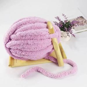 100% Polyester 2CM Vente Chaude 250g Boules Épais Chunky Chenille Fil 2cm pour Tricoter À La Main jumbo fil - Product Image 4