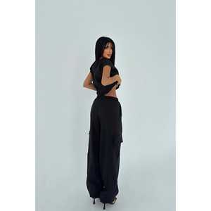 Ensemble de costume noir pour femme avec détail poche - Product Image 3