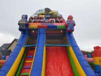 Jouet gonflable personnalisé populaire Briques rebondissantes Combo Château gonflable pour enfants avec toboggan pour aire de jeux extérieure