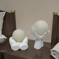 Lampe de bureau décorative Meiyu en forme de lune, peinte à la main, DIY, statue moderne, artisanat créatif en résine, décoration de chambre à coucher