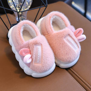 <span class=keywords><strong>Chaussons</strong></span> en peluche pour enfants avec semelle en PVC, style coréen tendance, dessin animé mignon, pantoufles pour garçons et filles, intérieur, maison, parent-enfant - Product Image 3