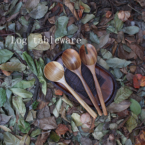 ชุดช้อนสลัดไม้สักพร้อมส้อม 2 ชิ้น ภาชนะสำหรับใช้กับเครื่องล้างจานได้ เหมาะสำหรับการผสมและปรุงรส - Product Image 1