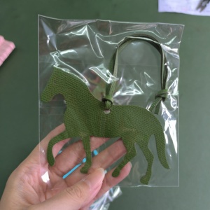 Horse Keychain PU Leather Bag Charm Horse Shape Pendant Cute Keychain Ornament Cute Pony Pendant Accessories Hanging Decoration - Product Image 4
