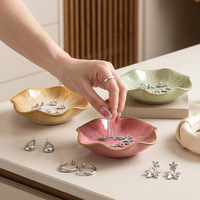 Plateau à bijoux en céramique en forme de feuille de lotus et ornement décoratif pour clés, plat à sauce pour barbecue, sashimi et sushi - Décoration polyvalente pour la maison
