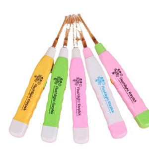 Illuminated <b>Ear</b> <b>Pick</b> A1185 Plastic <b>Ear</b> Wax Removal Tool With Light For Adults And Children - Product Image 5