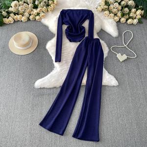 TPY0 Vente en gros Automne Casual Ensemble 2 pièces en tissu tissé uni, haut et pantalon de jogging mi-long, tissu peigné, ensembles pour femmes - Product Image 4