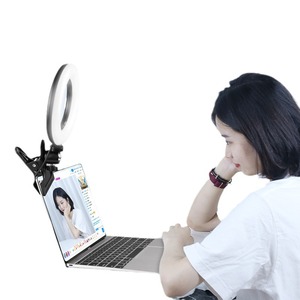 Aro de Luz LED de 6 Pulgadas (16 cm) para Transmisión en Vivo, con Soporte de Escritorio y Dos Clips para Teléfono Móvil - Product Image 4
