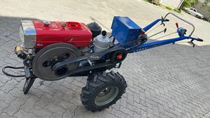 Дизельный двигатель трактор kubota мини-трактор kubota ходьба в Кении - Product Image 3