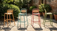 Chaise contemporaine en rotin à pieds hauts, tabouret de salle à manger empilable en plastique moderne, tabouret de bar domestique – Vente en gros