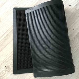 Tapis de porte en caoutchouc robuste pour l'extérieur, pour l'entrée, avec grattoir pour les doigts - Product Image 3