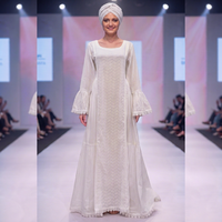 Robe longue maxi blanche africaine de luxe en dentelle imprimée florale, manches longues bouffantes, coupe classique, en coton écologique, tenue bohème d'hiver