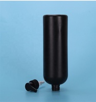 Bouteille ronde en HDPE noir mat de 950 ml pour shampoing, lotion, après-shampoing avec pompe, impression UV personnalisée pour gel douche et soins capillaires