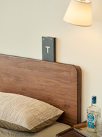 Lit plateforme en bois massif avec rangement 15m/18m, design relevable à vérin à gaz, assemblage à mortaise et tenon, vintage, personnalisable