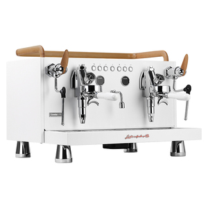 เครื่องชงกาแฟเอสเพรสโซ่กึ่งอัตโนมัติสำหรับมืออาชีพ รุ่น CRM 3226 ยี่ห้อ Corrima - Product Image 5