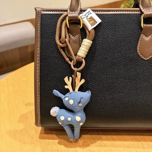 Llavero de tela hecho a mano con diseño de ciervo, muñeco de peluche 3D portátil, lindo, para decoración de teléfono, adorno para bolso de mujer, regalo de cumpleaños para niños - Product Image 5