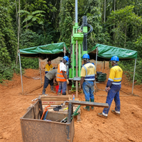 Foreuse géologique entièrement hydraulique de 1100 m pour l'exploration et l'échantillonnage de carottage, modèle 2026 CE, pour mines d'or, à moteur diesel