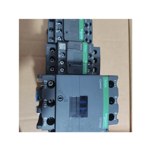 Nuevo Contactor de CA Original LC1D150M7C 150A 220V 3 Polos 1NO1NC con Contacto Auxiliar de Espejo para Gabinete, Conmutación de Alta Potencia - Product Image 1