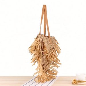 Sac à main en paille décoré de pompons pour femme, idéal pour l'été et les jeunes femmes - Product Image 3