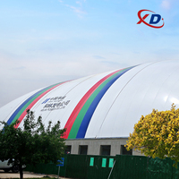 Structure de dôme de sport durable Concept unique pour les camps d'entraînement Performances sportives améliorées Tissu PVC Matériau de poteau en aluminium