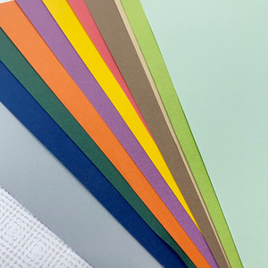 Papel <span class=keywords><strong>de</strong></span> regalo teñido con pulpa <span class=keywords><strong>de</strong></span> madera 100%, respetuoso con el medio ambiente, colores vibrantes, 120GSM, para embalaje <span class=keywords><strong>de</strong></span> regalo - Product Image 4