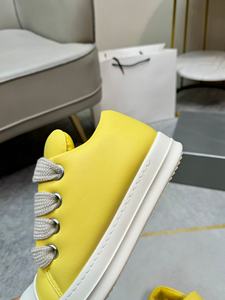 Nouveau modèle 2026 de chaussures de sport décontractées pour hommes, à semelle épaisse, confortables pour une utilisation en extérieur et adaptées au port quotidien. - Product Image 3