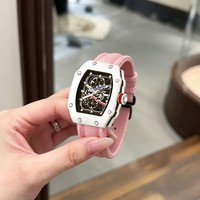 Reloj de Cuarzo Unisex de Moda Juvenil, Diseño Tonneau, Combinación de Colores Rosa y Blanco, Esfera Hueca de 47 mm, Correa de Nailon Suave, Reloj de Cuarzo para Hombre
