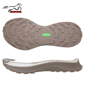 <span class=keywords><strong>Bottes</strong></span> de randonnée <span class=keywords><strong>Mustang</strong></span>, semelles de chaussures d'extérieur en caoutchouc, semelle extérieure antidérapante, semelles intermédiaires en EVA haute élasticité - Product Image 4