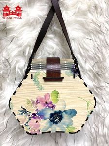 Bolso de Mano Vintage de Madera con Diseño Floral, Corte Láser, Flexible, de Madera, para Llevar al Hombro o Cruzado, Regalo para Mujer - Product Image 4