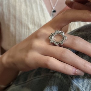 Bague frangipanier en argent sterling S925 avec design de niche unique Texture simple coréenne Bague industrie lourde coupe géométrique - Product Image 4